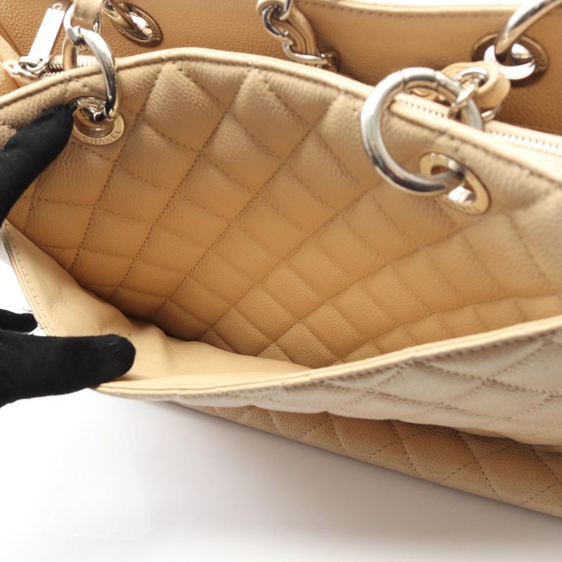Chanel Tote Bag Matelasse Grand Shopping GST Cream Caviar Skin (grained Calf)