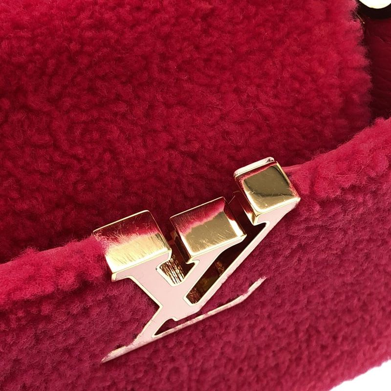 Louis Vuitton Capucines Mini Bag
