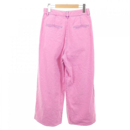 Chanel Size 38 Pink Pants