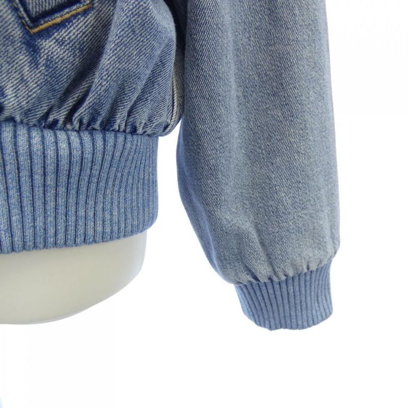 Chanel Look4 Coco Beach P78559v71192 25M Denim Jacket