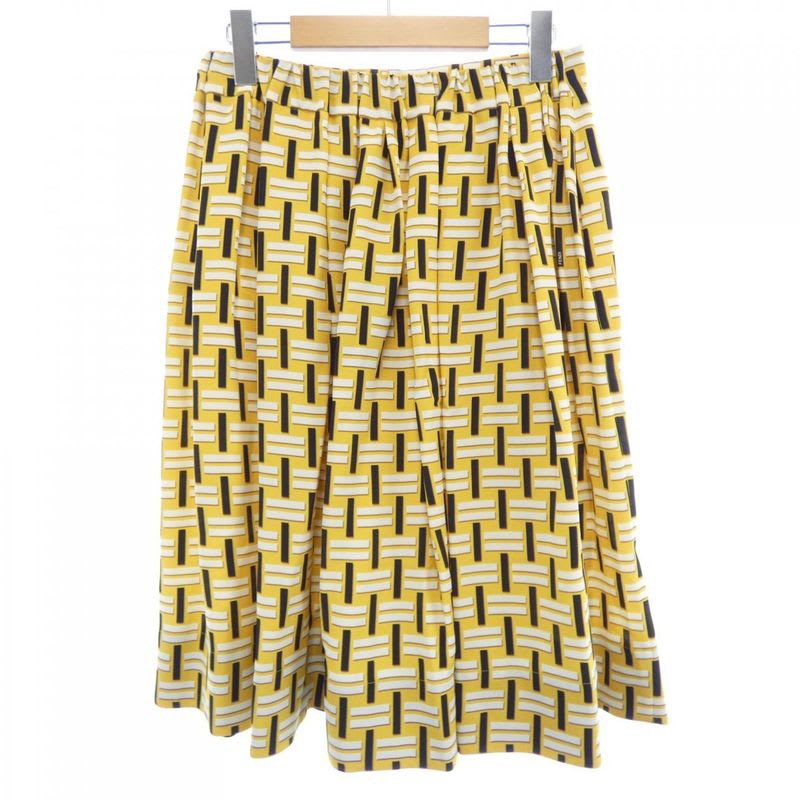 Fendi Fq6224 M6 Q Skirt