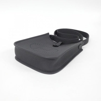 Hermes Evelyn Amazon 16cm (6.30in) 069426ck Shoulder Bag