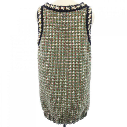 Chanel Size 36 Green Dress