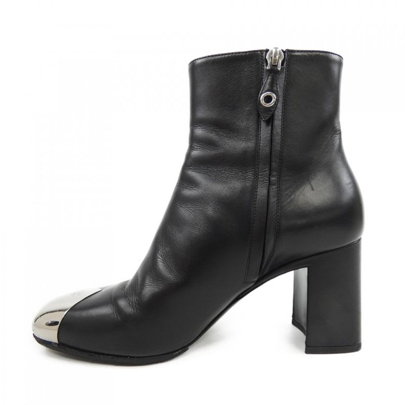 Louis Vuittone Line Size 37 Black Boots
