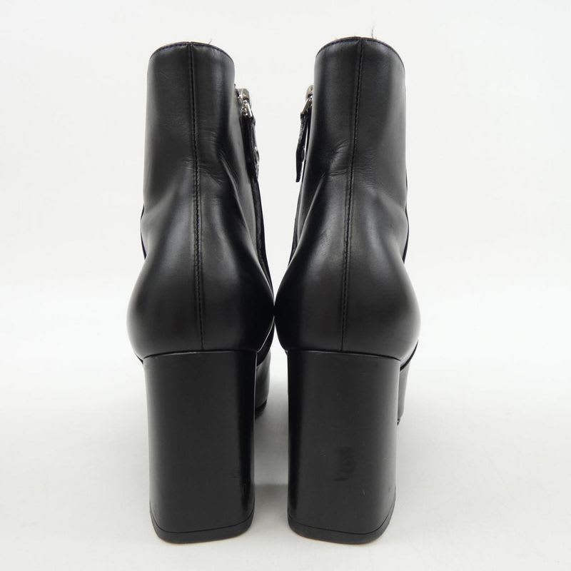 Louis Vuittone Line Size 37 Black Boots