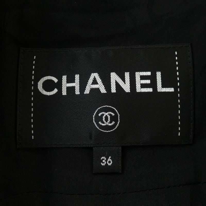 Chanel P55467v34727 Jacket