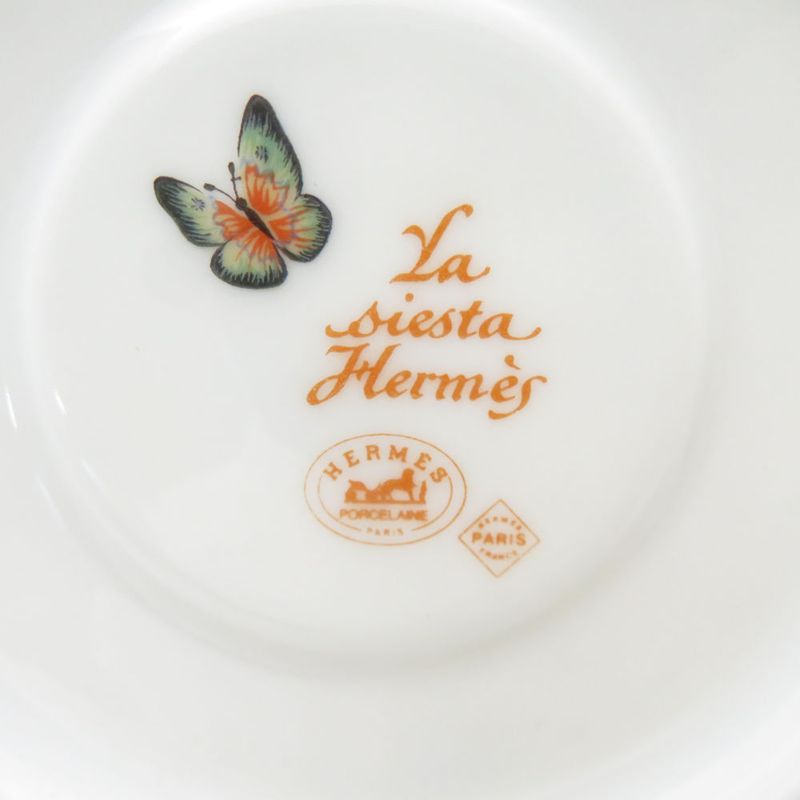 Hermes Siesta Demitasse Cup & So Sa Flower Hat