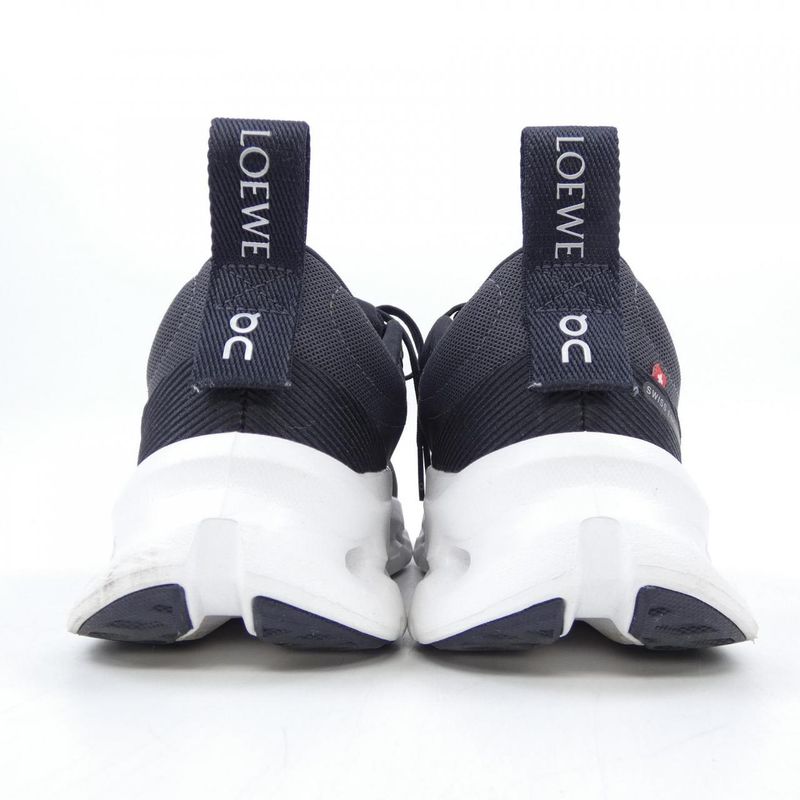 Loewe ON L929282x17 Sneakers