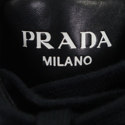 Prada 2ee386 Fly Block Padded Nappa Leather Triangle Logo Triangle Plate Low