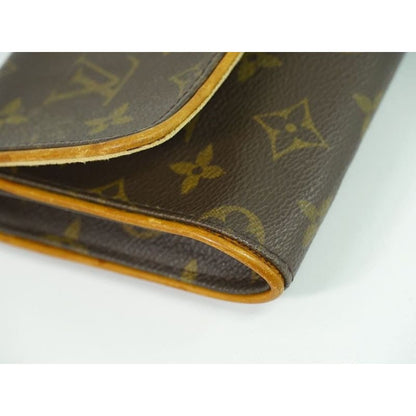 Louis Vuitton Pochette Twin GM Monogram 2-Way Shoulder Bag Clutch