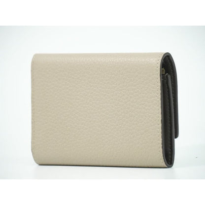Louis Vuitton Portefeuille Capucines Taurillon Leather Fold Wallet
