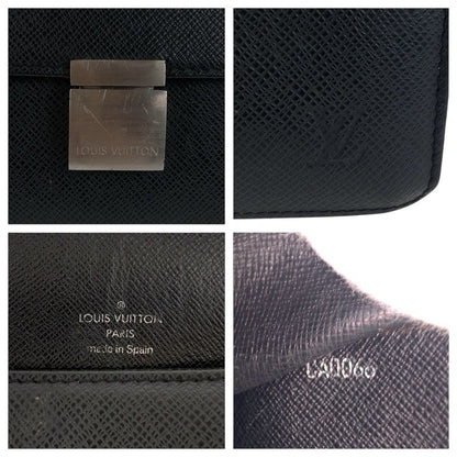 Louis Vuitton Taiga Selenga Black Silver Hardware Leather Second Bag Clutch Bag