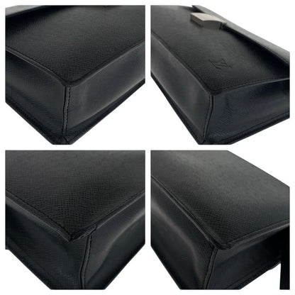 Louis Vuitton Taiga Selenga Black Silver Hardware Leather Second Bag Clutch Bag