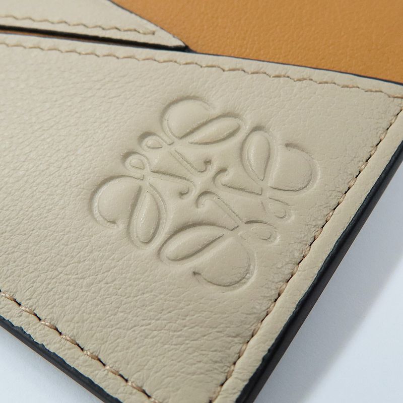 Loewe Puzzle Plain Card Holder Anagram Classic Calf Beige X Gold X