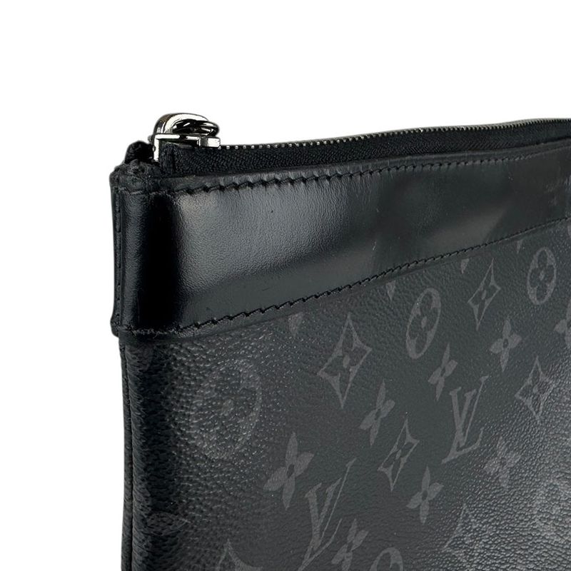 Louis Vuitton Clutch Bag Monogram Eclipse Pochette Discovery M62291