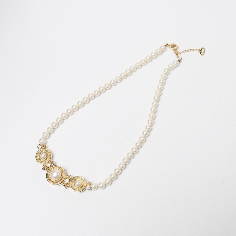 Dior Necklace Pearl Motif