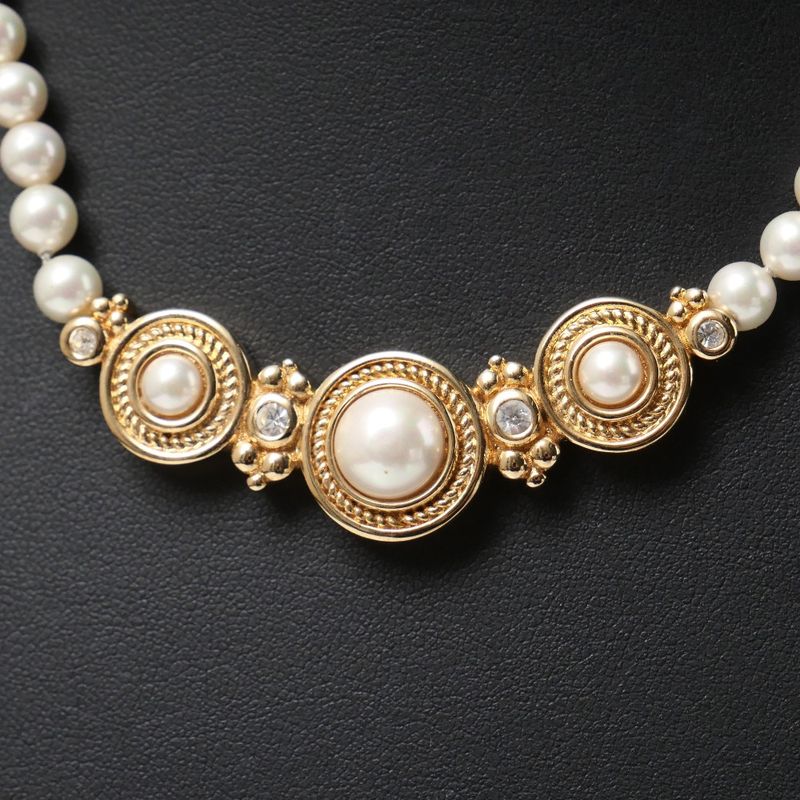 Dior Necklace Pearl Motif