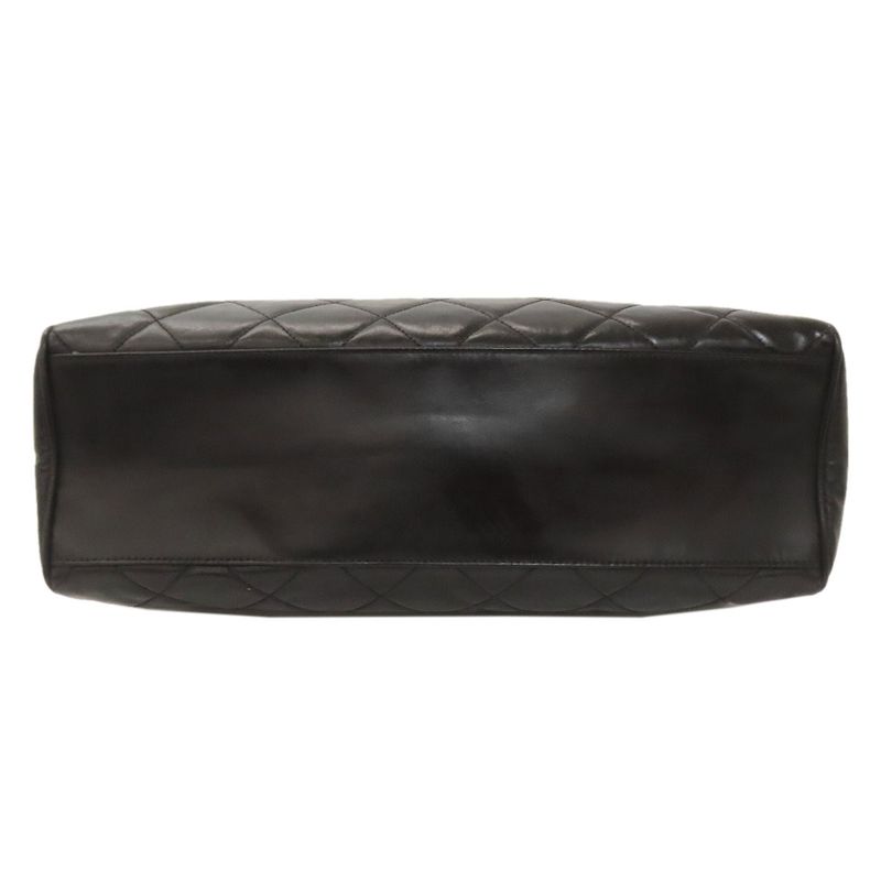 Chanel Chain Bag Matelasse Gold Hardware Shoulder Bag Calf Women's