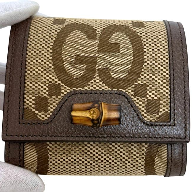 Gucci Bifold Wallet Diana Compact Beige Brown Jumbo GG