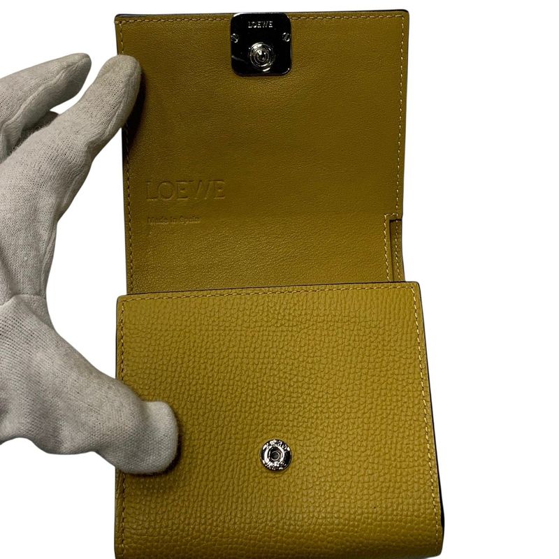 3727 Loewe Anagram Flap Wallet Bifold Wallet C821l57x01 Yellow Series Used
