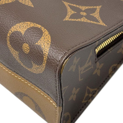 Louis Vuitton Handbag Shoulder Monogram Giant on the Go East West