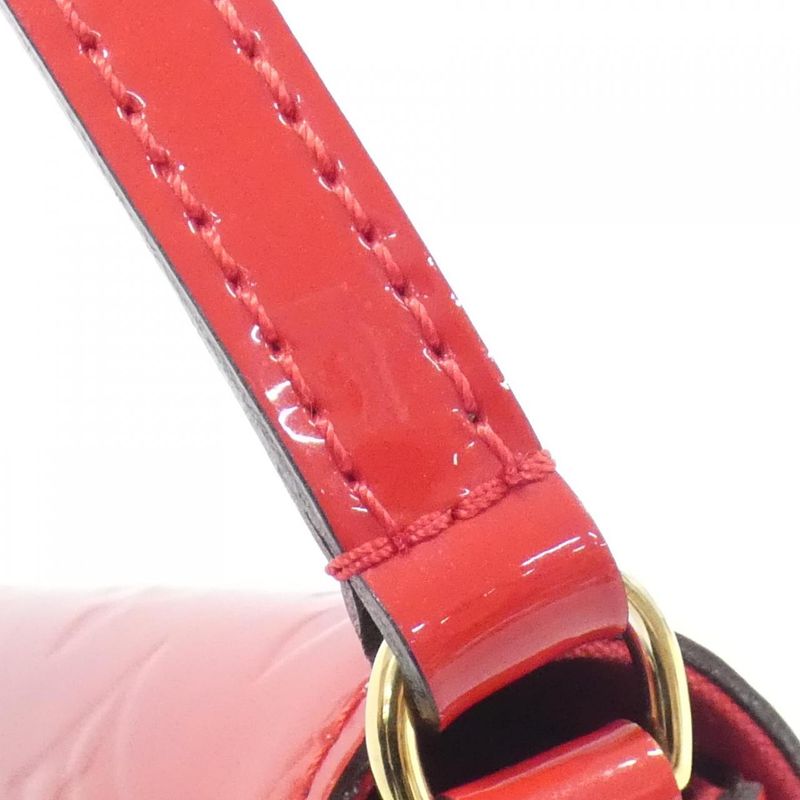 Louis Vuitton Vernis Sac Lucy M90282 Shoulder Bag