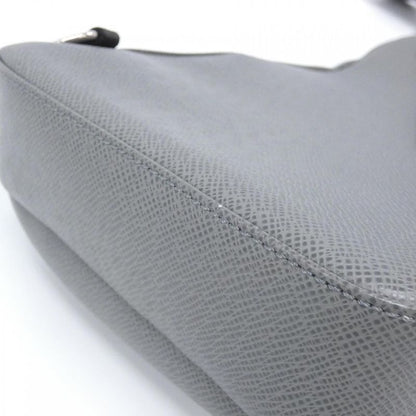 Louis Vuitton Taiga Avenue Ring Bag M30801 Shoulder Bag