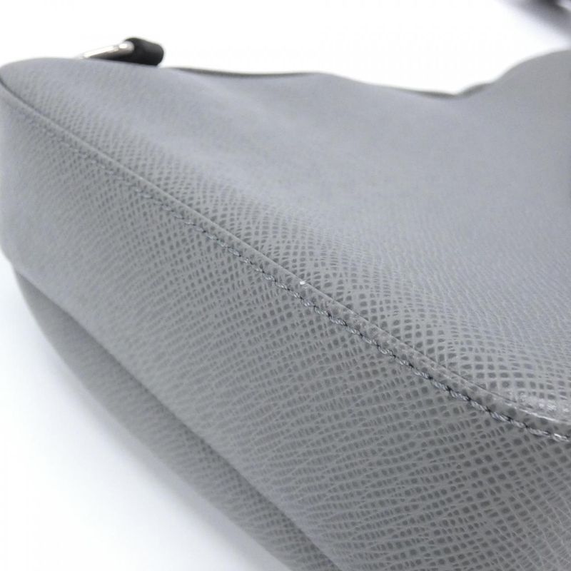Louis Vuitton Taiga Avenue Sling Bag Shoulder