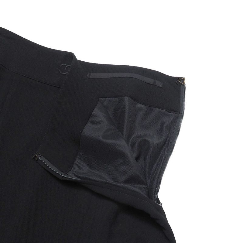 Chanel Vintage Skirt 38 CC Logo Black