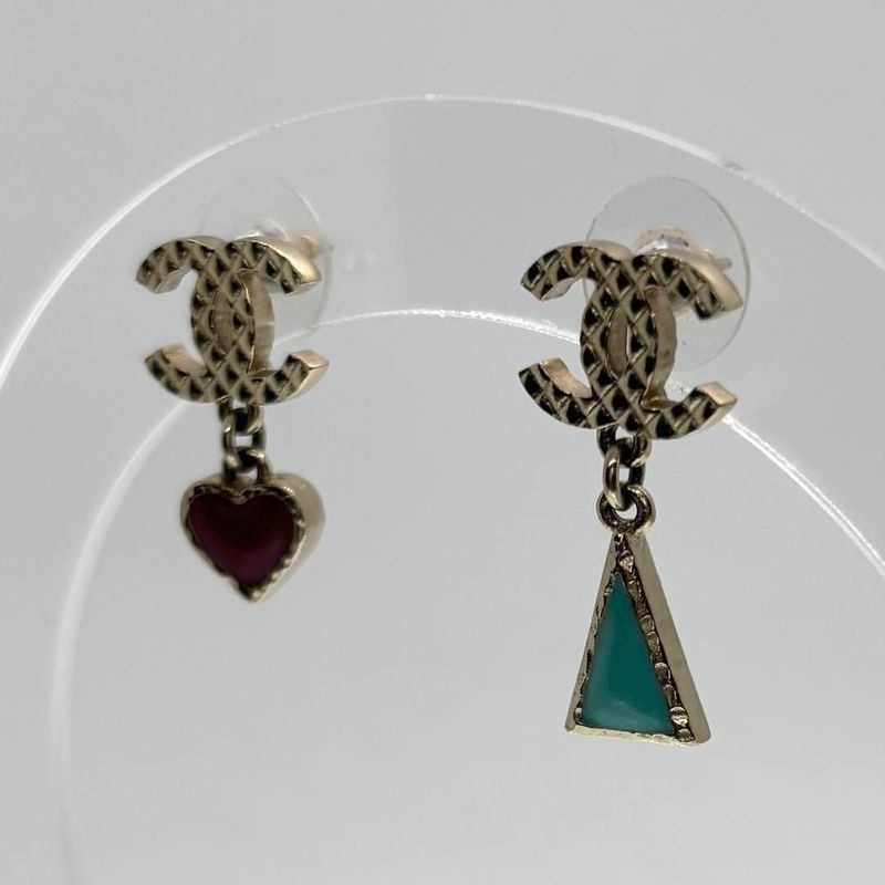 Chanel CC Logo Earrings Gold Triangle