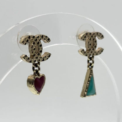 Chanel CC Logo Earrings Gold Triangle