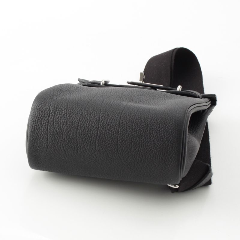 Hermes 2023 B Kelly Akkado PM Togo One Shoulder Body Bag Black Silver Hardware