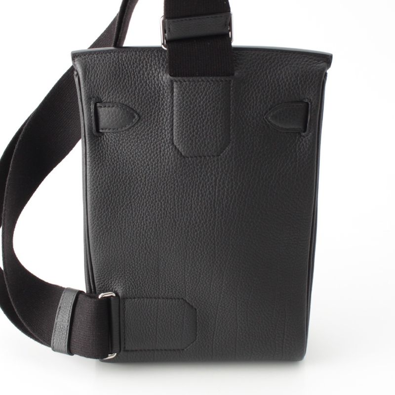 Hermes 2023 B Kelly Akkado PM Togo One Shoulder Body Bag Black Silver Hardware
