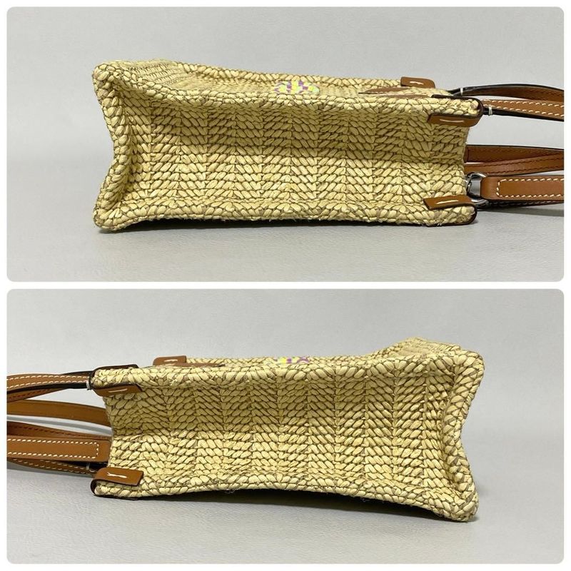 Gucci Basket Shoulder Bag Raffia Logo