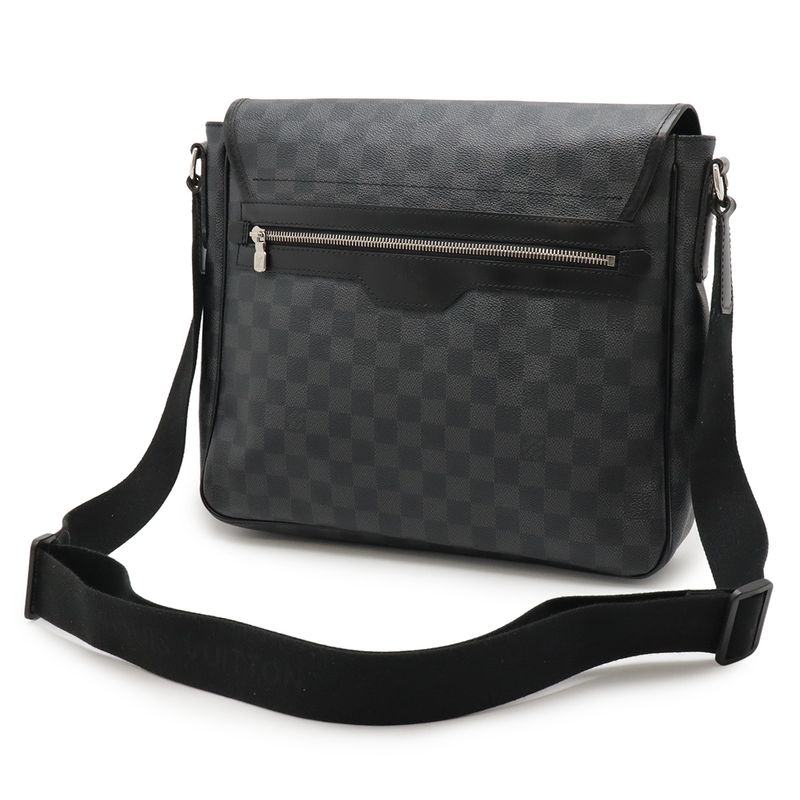 Louis Vuitton Damier Graphite Daniel MM Messenger Bag Shoulder Bag Crossbody