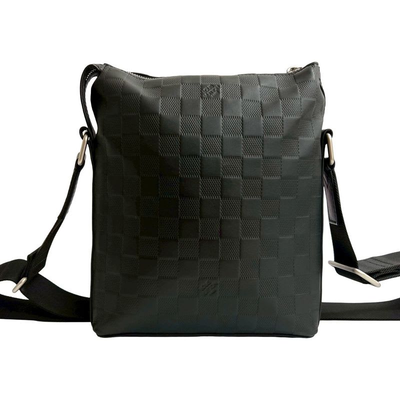 Louis Vuitton Discovery Messenger Damier Infini Leather Shoulder Bag Black 19288