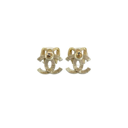 Chanel Coco Mark Ribbon Motif GP Rhinestone Earrings Accessories 24BK