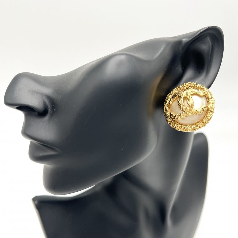 Chanel Earring Ladies Round Accessories - Vintage Coco Mark Chanel GP Fake