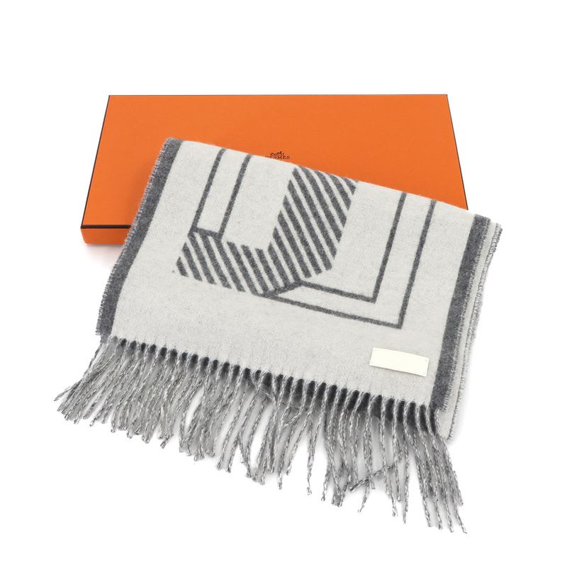 Hermes Retre Au Carre Muffler Cashmere 100% Leather Yvoire Griff Scarf