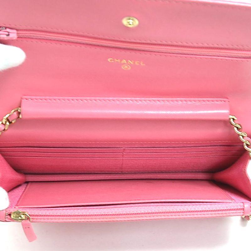 Chanel Chain Wallet A33814
