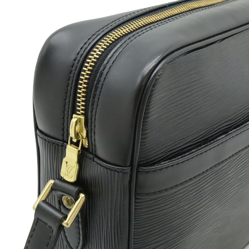 Louis Vuitton Epi Trocadero 27 Shoulder Bag Crossbody Noir Black Gold Hardware