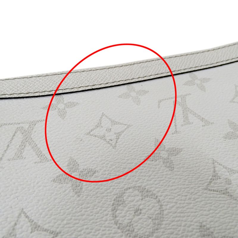 Louis Vuitton Bag Taigarama Shoulder Clutch 2-Way Gaston