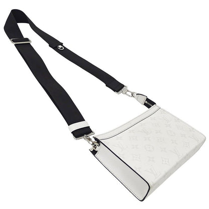 Louis Vuitton Bag Taigarama Shoulder Clutch 2-Way Gaston