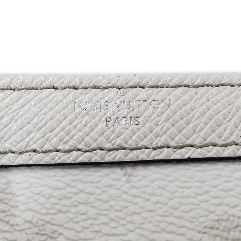 Louis Vuitton Bag Taigarama Shoulder Clutch 2-Way Gaston
