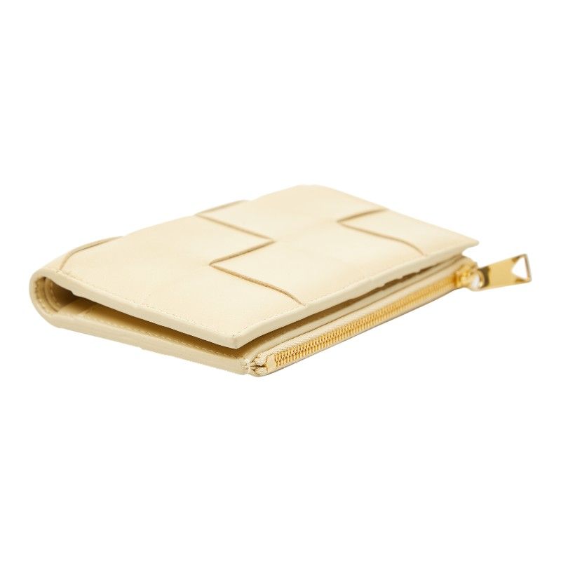 Bottega Veneta Maxi Intrecciato Cassette Beige Leather Women's Bottega Veneta
