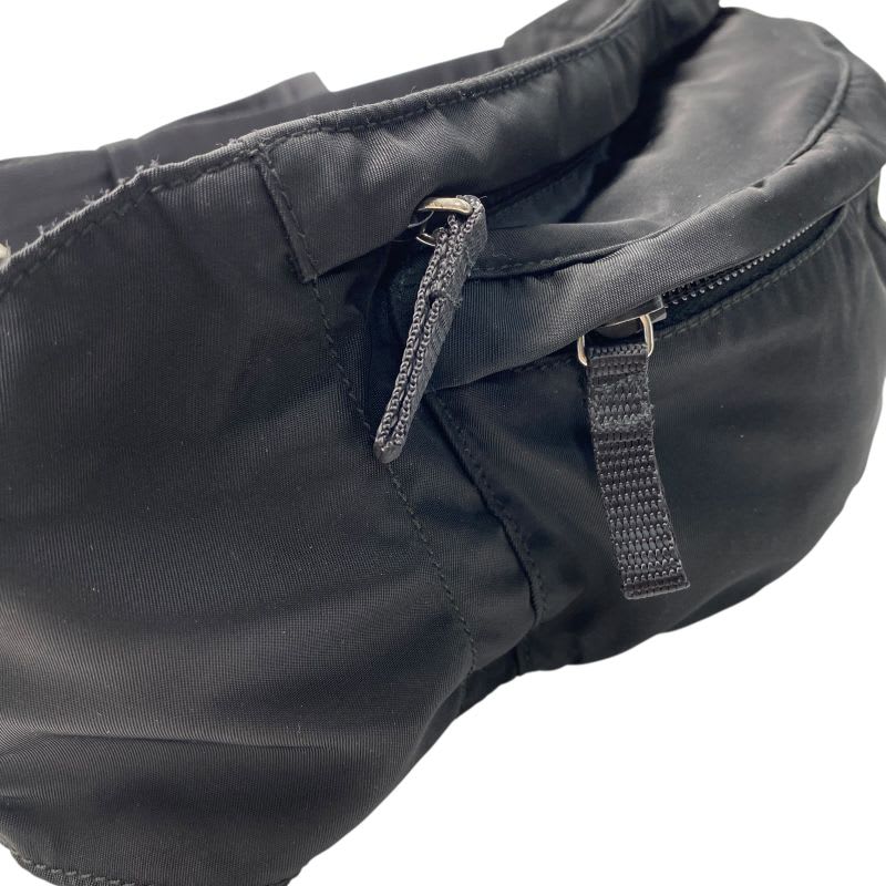 Prada Women's Nylon Body Bag V132 Crossbody