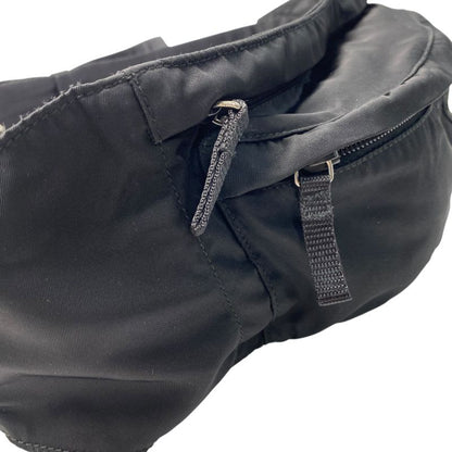 Prada Women's Nylon Body Bag V132 Crossbody