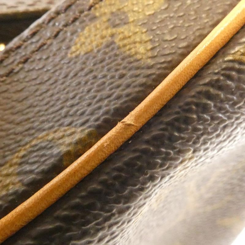 Louis Vuitton Monogram Boulogne 30 cm Shoulder Bag
