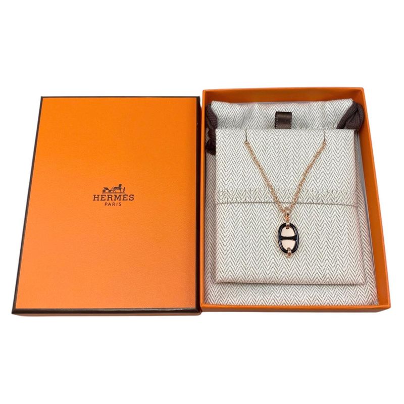 Hermes Necklace Mini Maillon PM Pendant H100053fo03 Metal Golden Rose Gold Noir