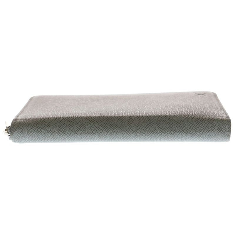 Louis Vuitton Zippy Wallet Vertical Taiga Glacier Round Zipper M32601 Gray